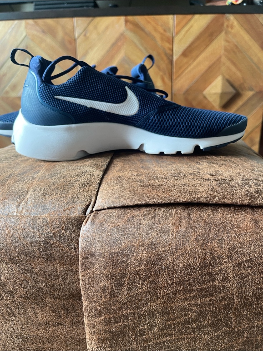 Nike Men’s Navy Blue Mesh Sneakers with White Swoosh